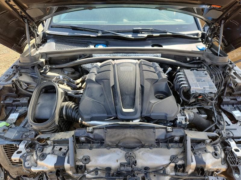 2025 PORSCHE MACAN S 12