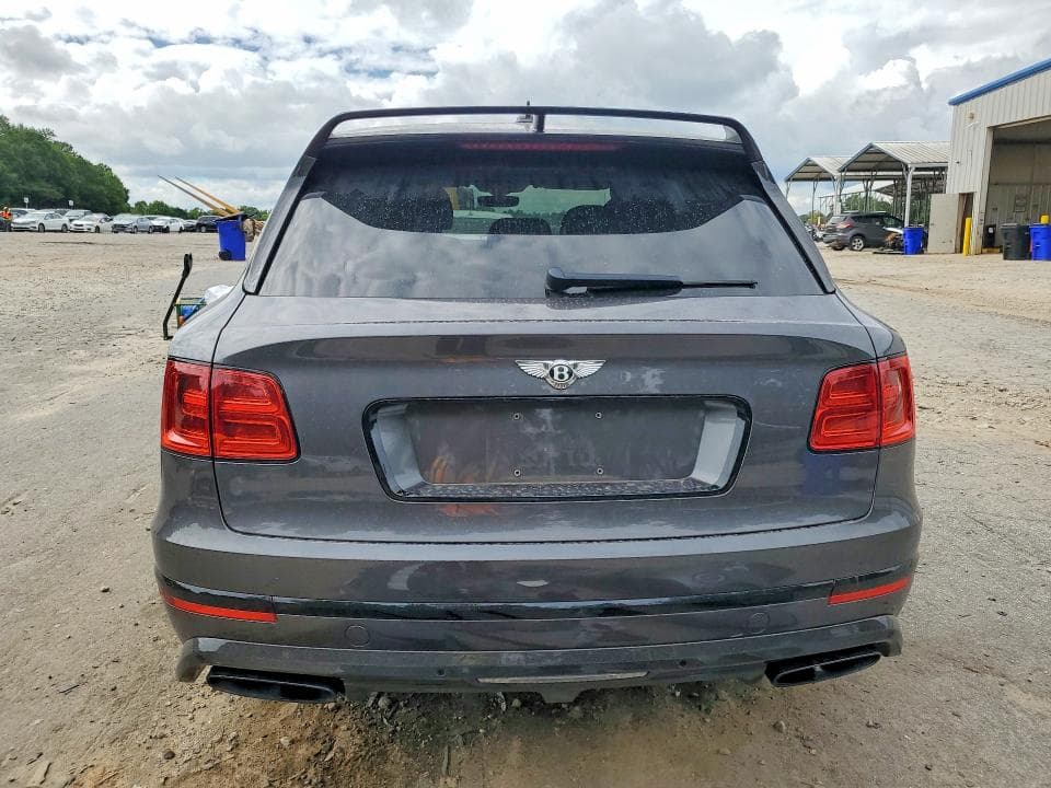 2018 BENTLEY BENTAYGA 6