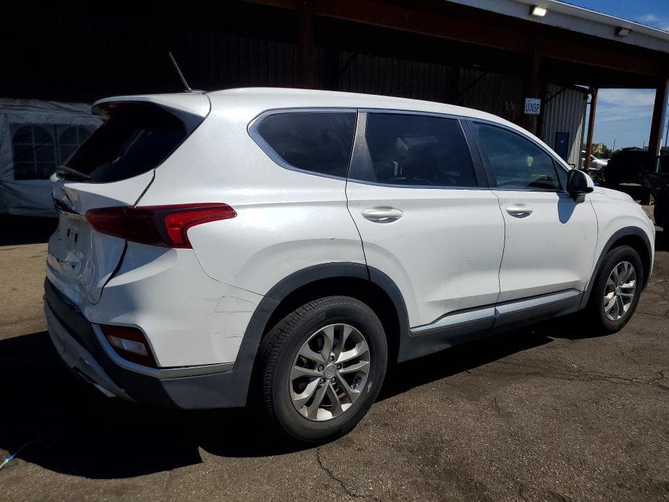 2019 HYUNDAI SANTA FE SE 3