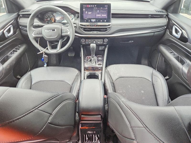 2024 JEEP COMPASS LATITUDE 8