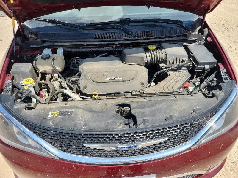2019 CHRYSLER PACIFICA TOURING L 12