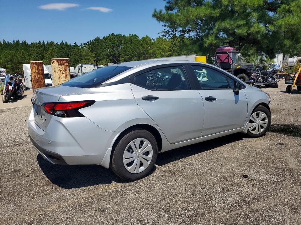 2025 NISSAN VERSA S 3