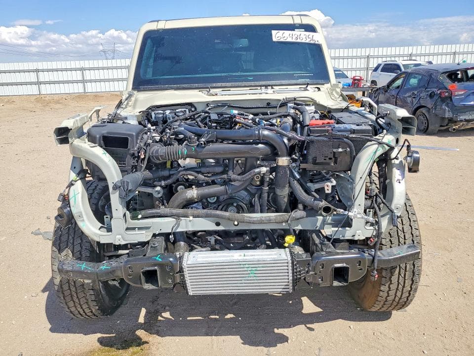 2025 FORD BRONCO OUTER BANKS 5