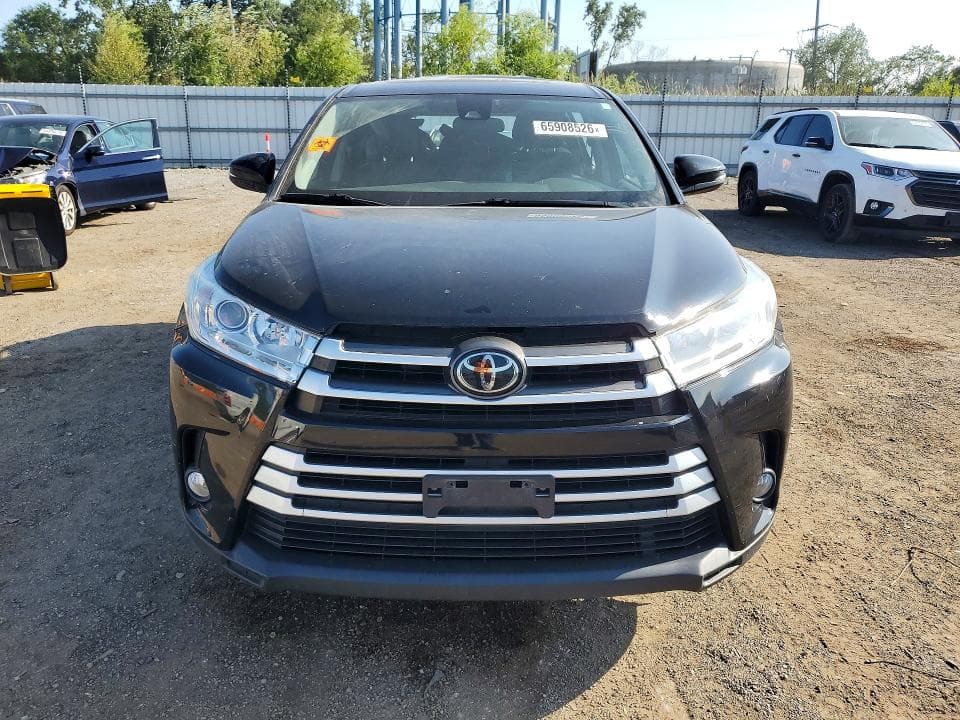 2017 TOYOTA HIGHLANDER LE PLUS 5