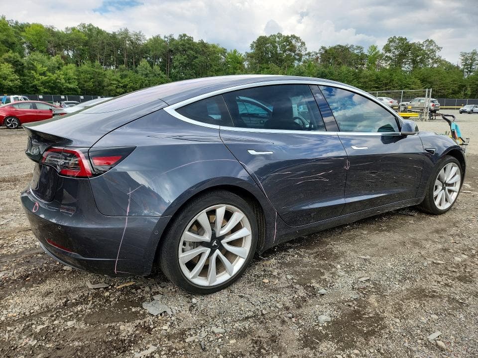 2018 TESLA MODEL 3 3