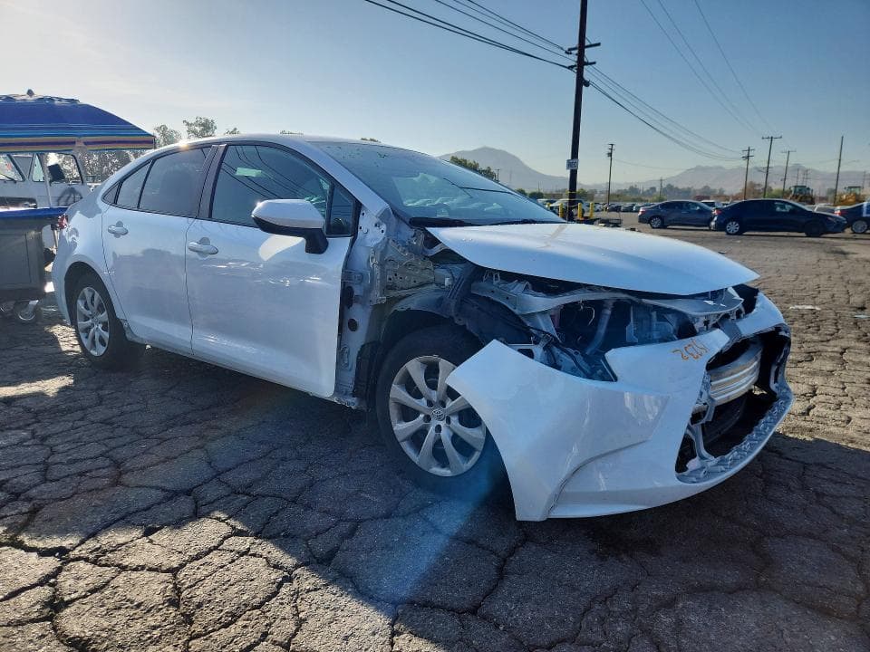 2023 TOYOTA COROLLA LE 4