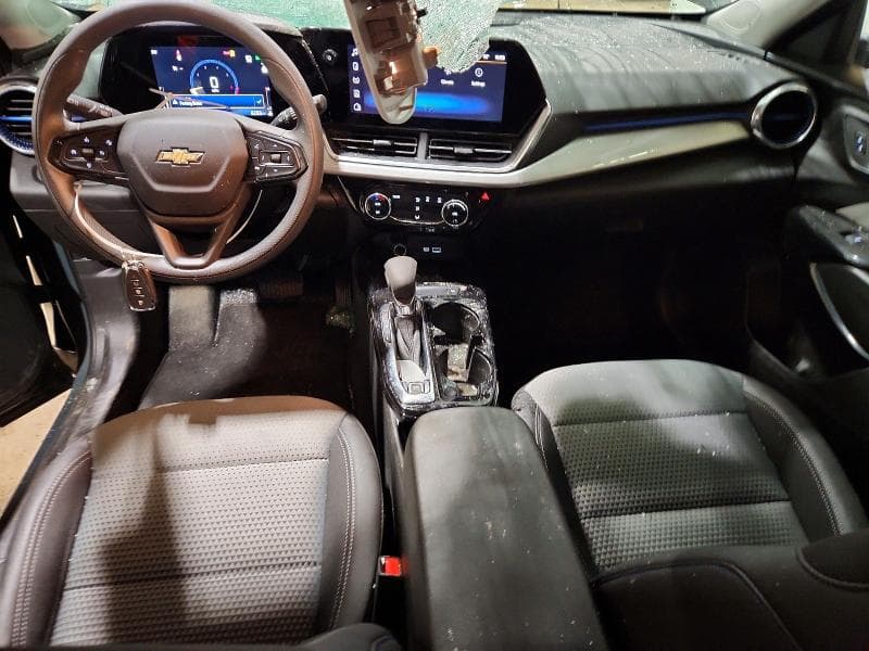 2026 CHEVROLET TRAX 1LT 8