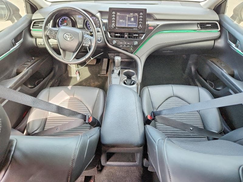2021 TOYOTA CAMRY SE 8