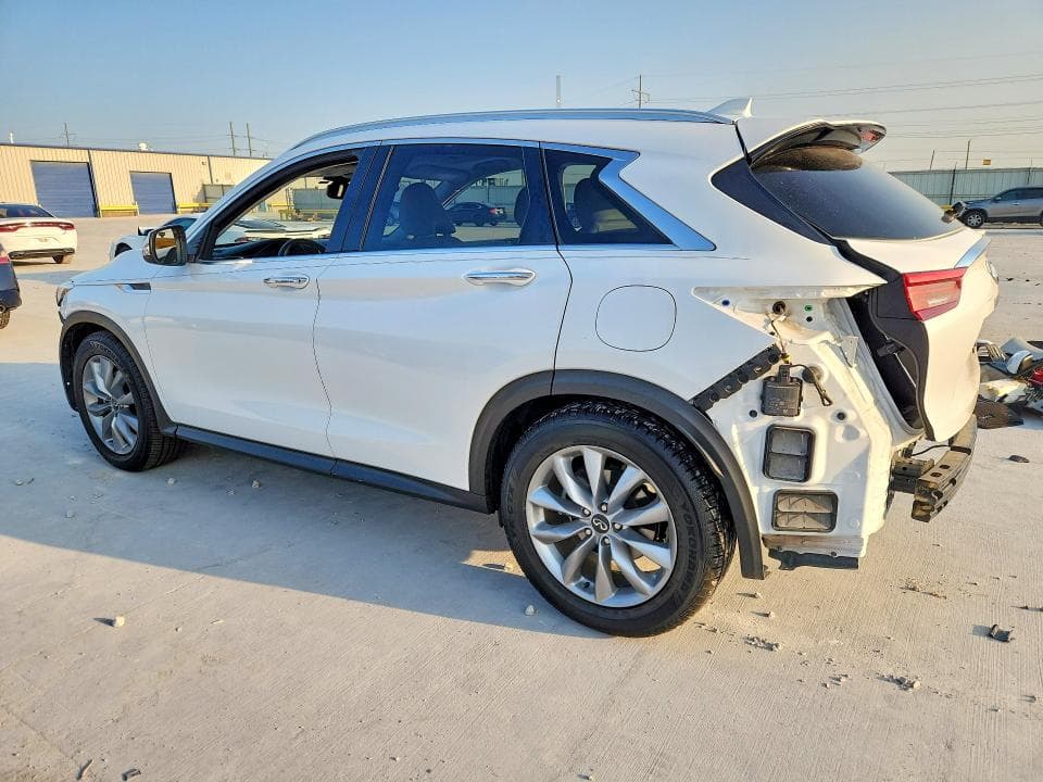 2020 INFINITI QX50 LUXE 2