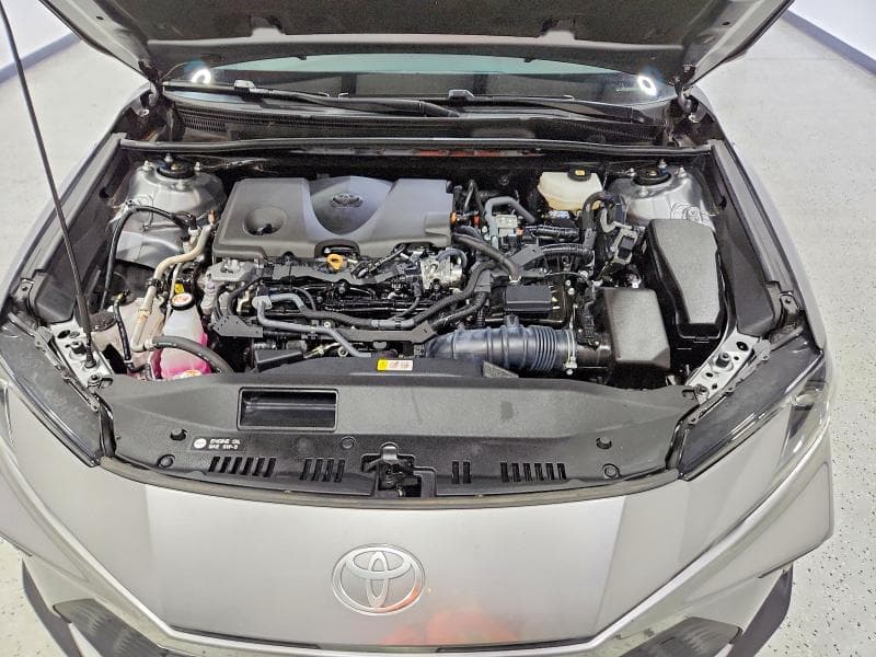 2025 TOYOTA CAMRY SE 11