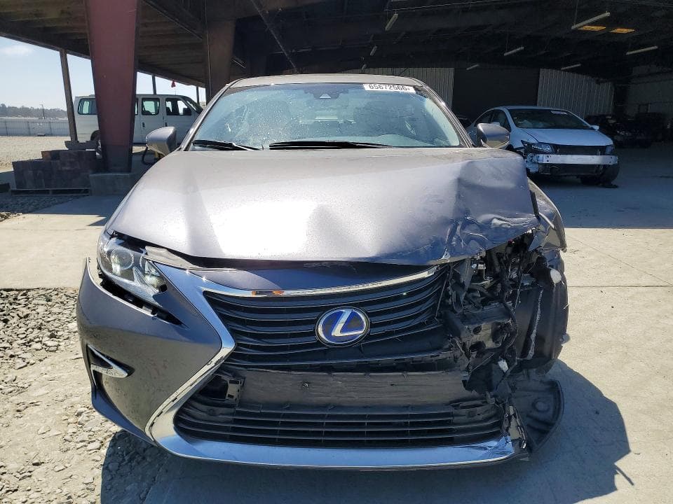2018 LEXUS ES 300H 5