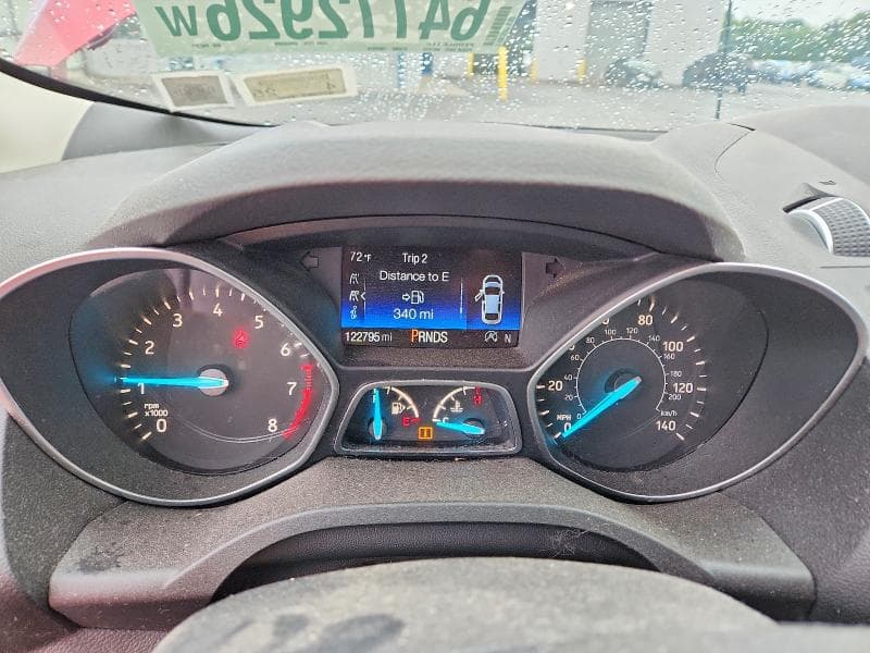 2017 FORD ESCAPE SE 9