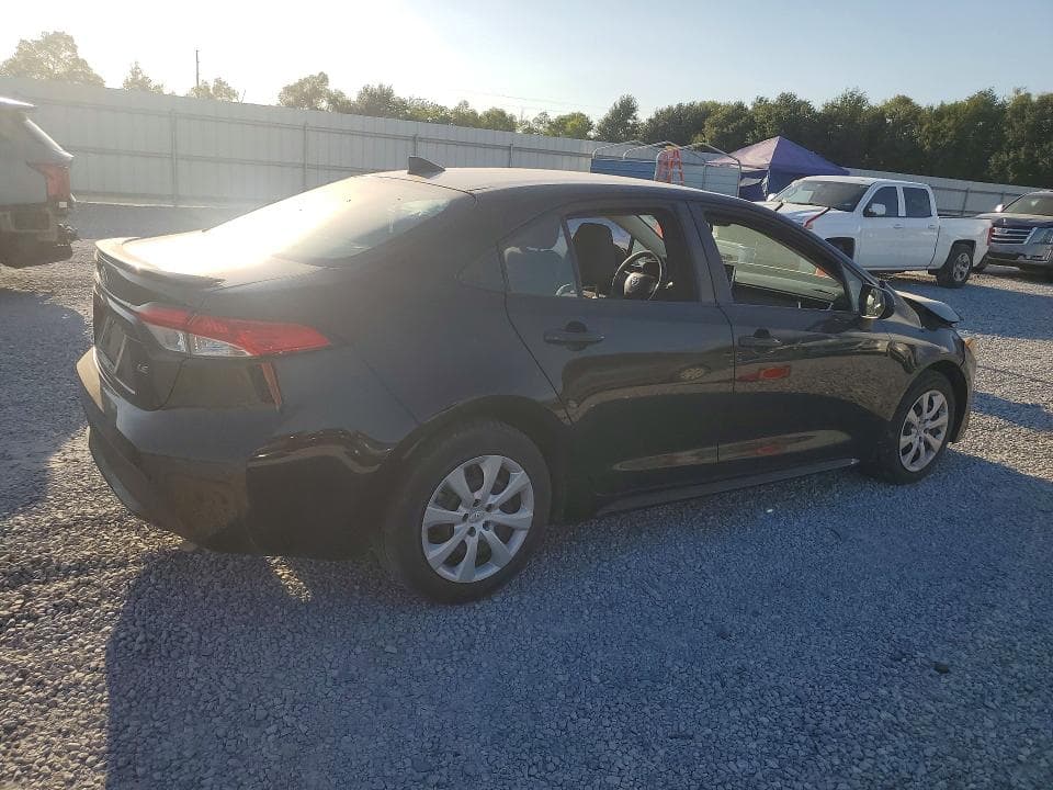 2021 TOYOTA COROLLA LE 3