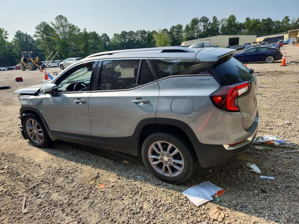 2024 GMC TERRAIN SLT 2