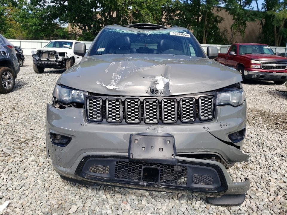 2020 JEEP GRAND CHEROKEE LAREDO 5