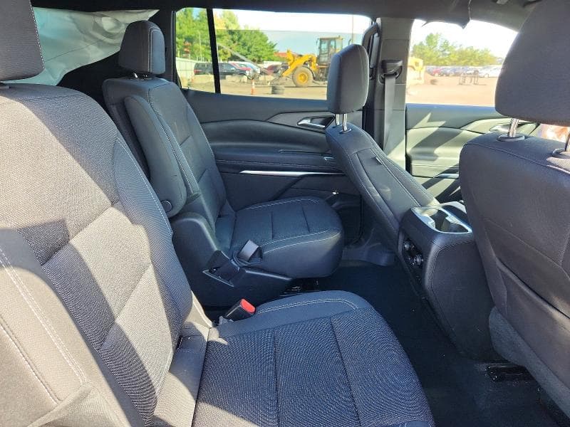 2025 CHEVROLET TRAVERSE LT 11