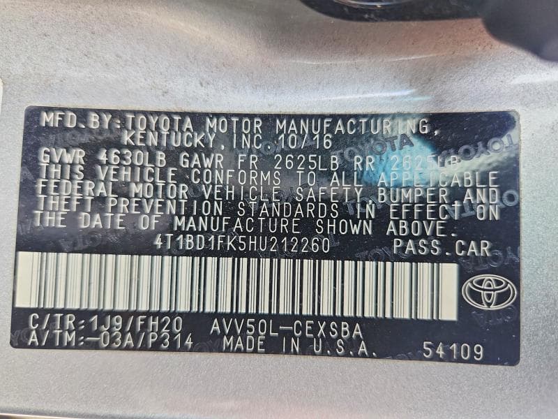 2017 TOYOTA CAMRY HYBRID SE 13