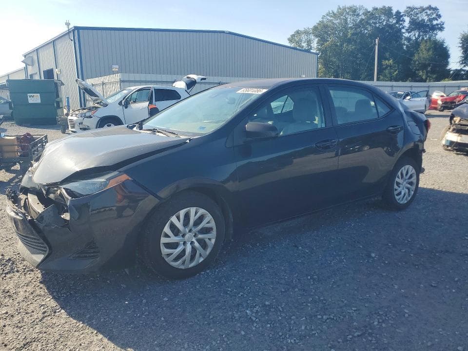 2018 TOYOTA COROLLA LE - 1