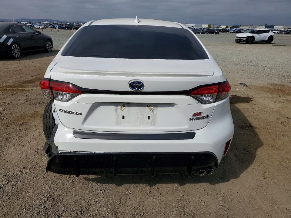 2024 TOYOTA COROLLA HYBRID SE 6