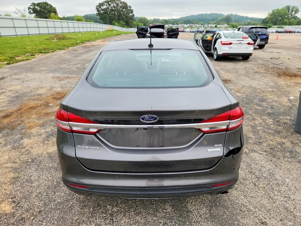 2017 FORD FUSION SE 6