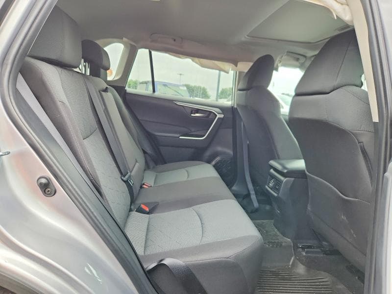 2024 TOYOTA RAV4 XLE 11