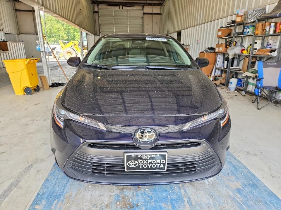 2026 TOYOTA COROLLA LE 5