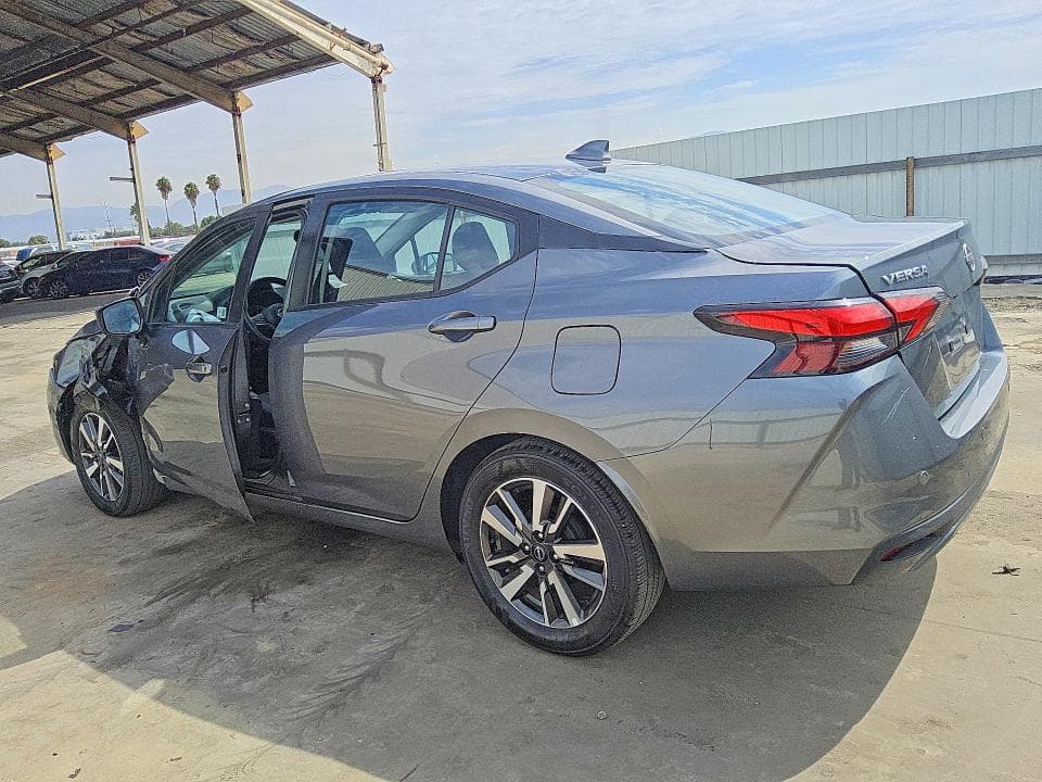 2025 NISSAN VERSA SV 2