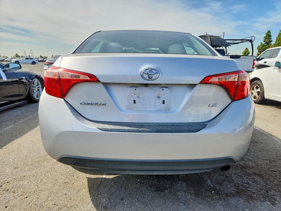 2017 TOYOTA COROLLA LE 6