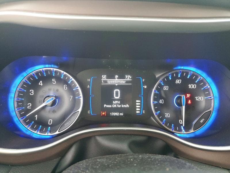 2024 CHRYSLER VOYAGER LX 9