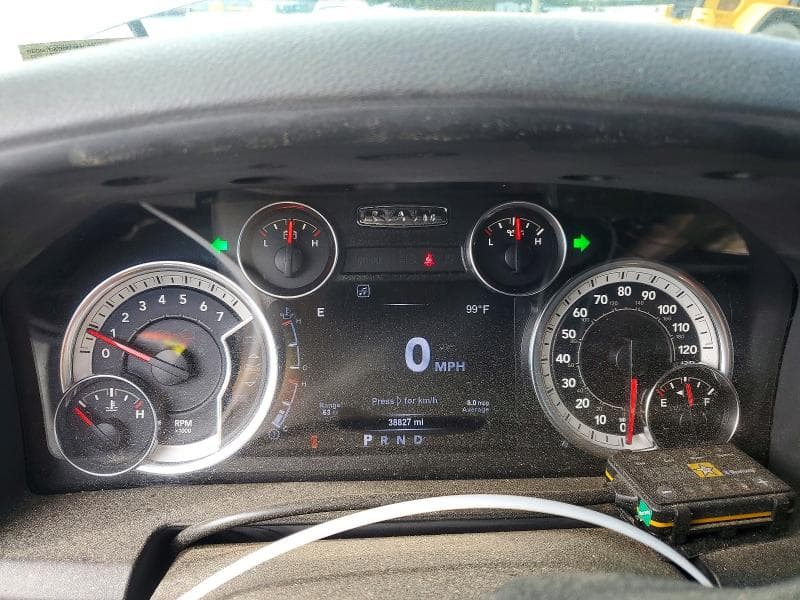 2017 RAM 1500 SLT 9