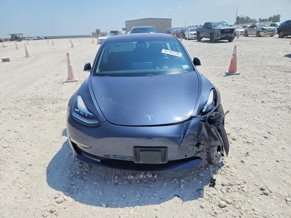 2018 TESLA MDL 3 5