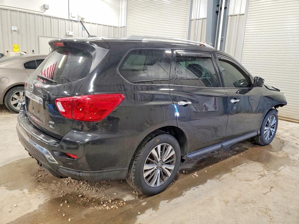 2018 NISSAN PATHFINDER SL 3