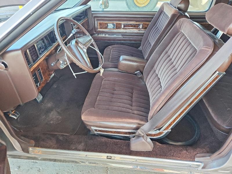1984 OLDSMOBILE TORONADO BROUGHAM 7