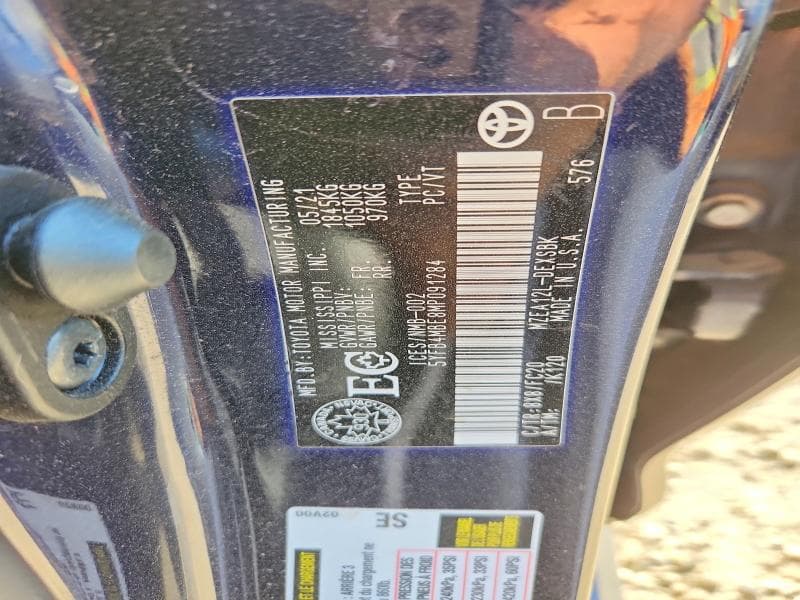 2021 TOYOTA COROLLA SE 12