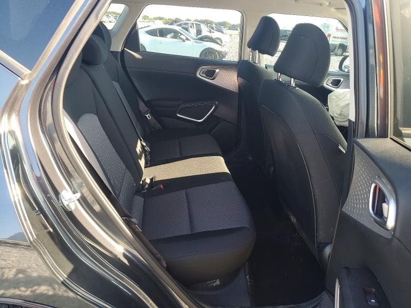 2023 KIA SOUL LX 10