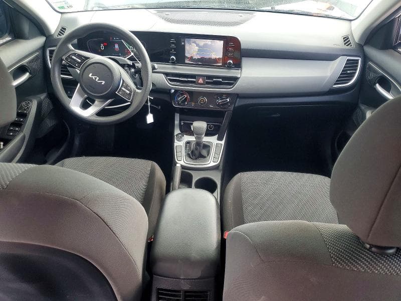 2024 KIA SELTOS LX 8
