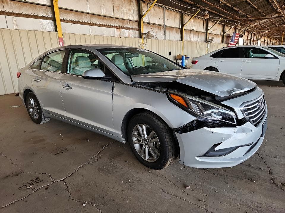 2017 HYUNDAI SONATA SE 4