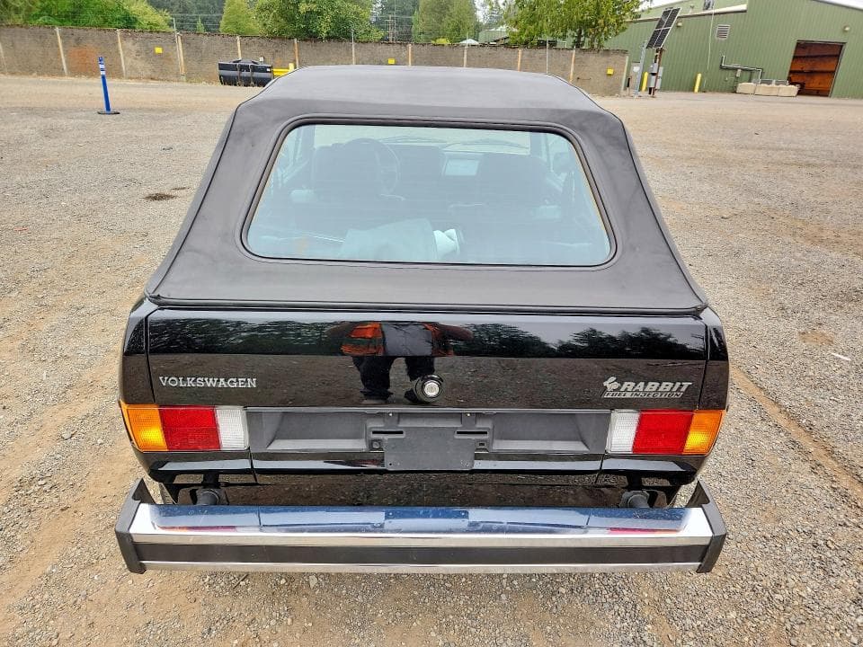 1982 VOLKSWAGEN RABBIT DELUXE 6