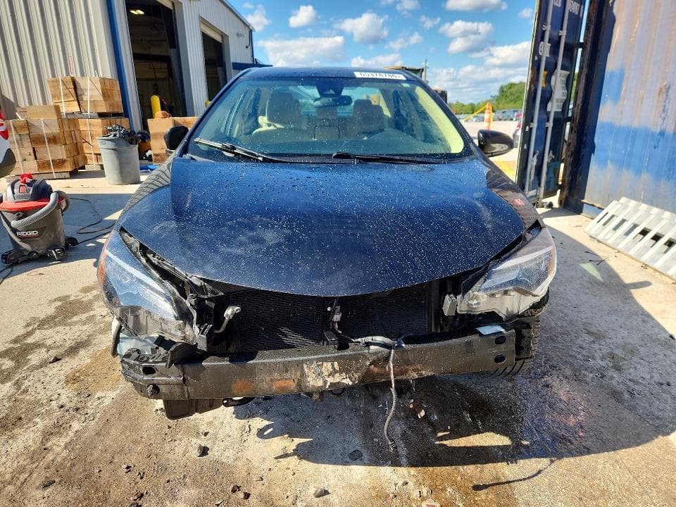 2018 TOYOTA COROLLA LE 5