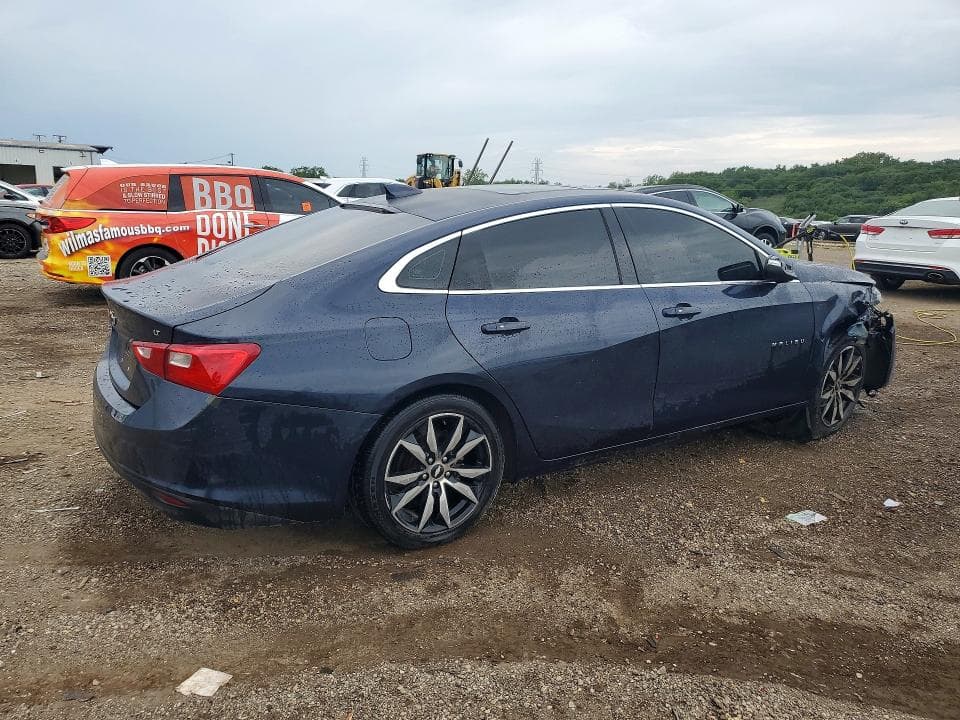 2017 CHEVROLET MALIBU LT 3