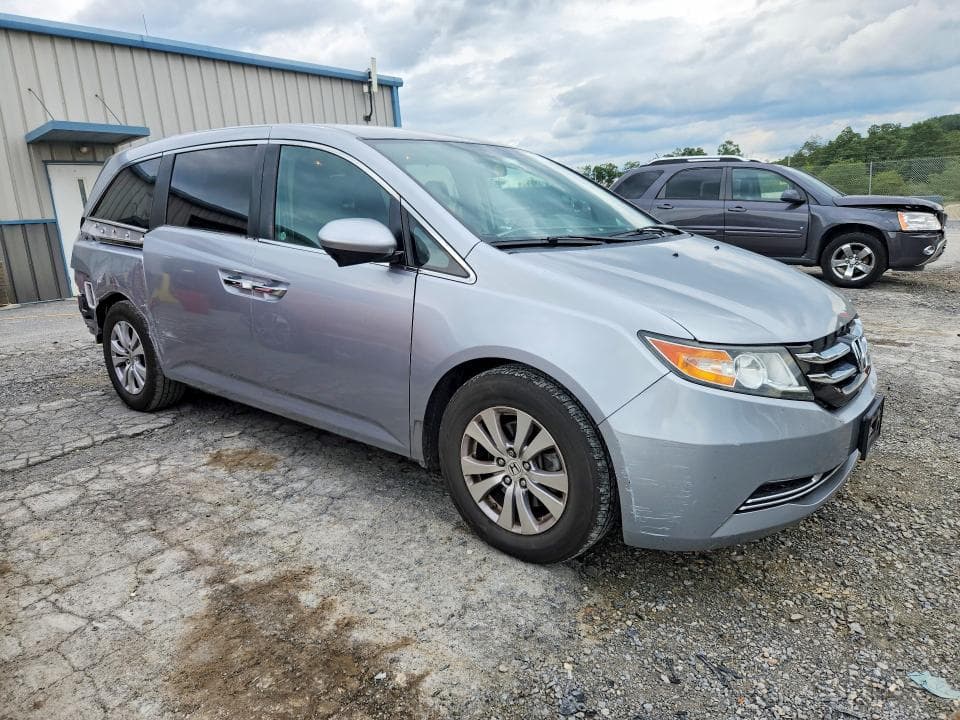2017 HONDA ODYSSEY SE 4