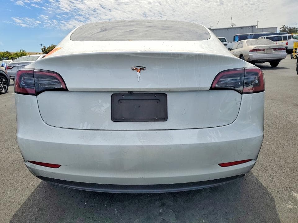 2023 TESLA MODEL 3 6