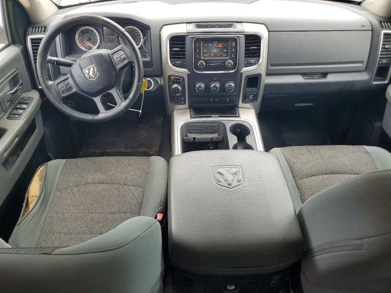 2017 RAM 1500 SLT 8