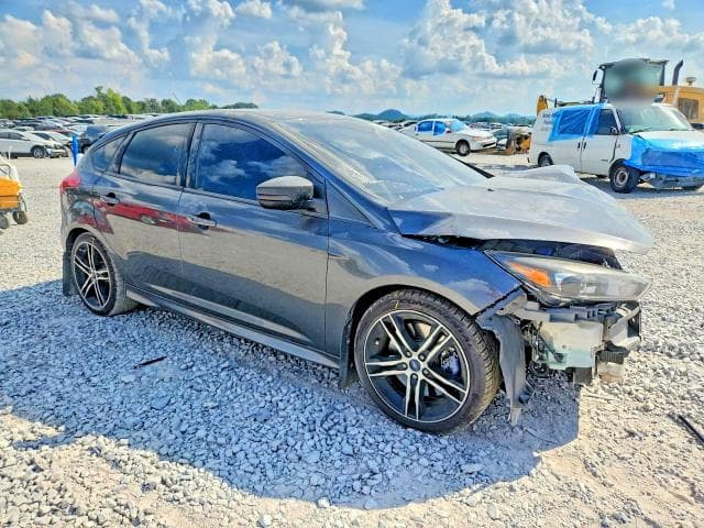 2017 FORD FOCUS ST 4