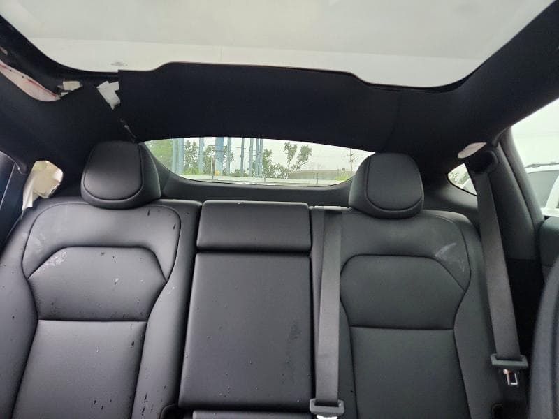 2026 TESLA MODEL Y 10