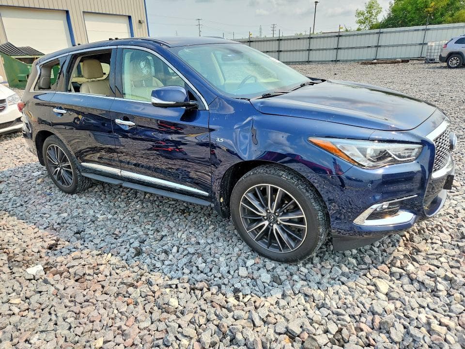 2017 INFINITI QX60 BASE 4