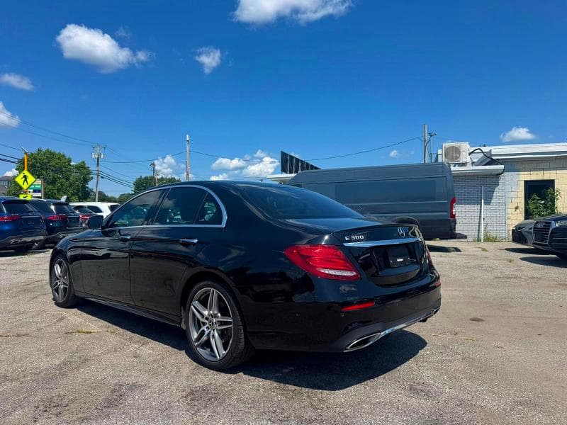 2019 MERCEDES-BENZ E 300 4MATIC 3
