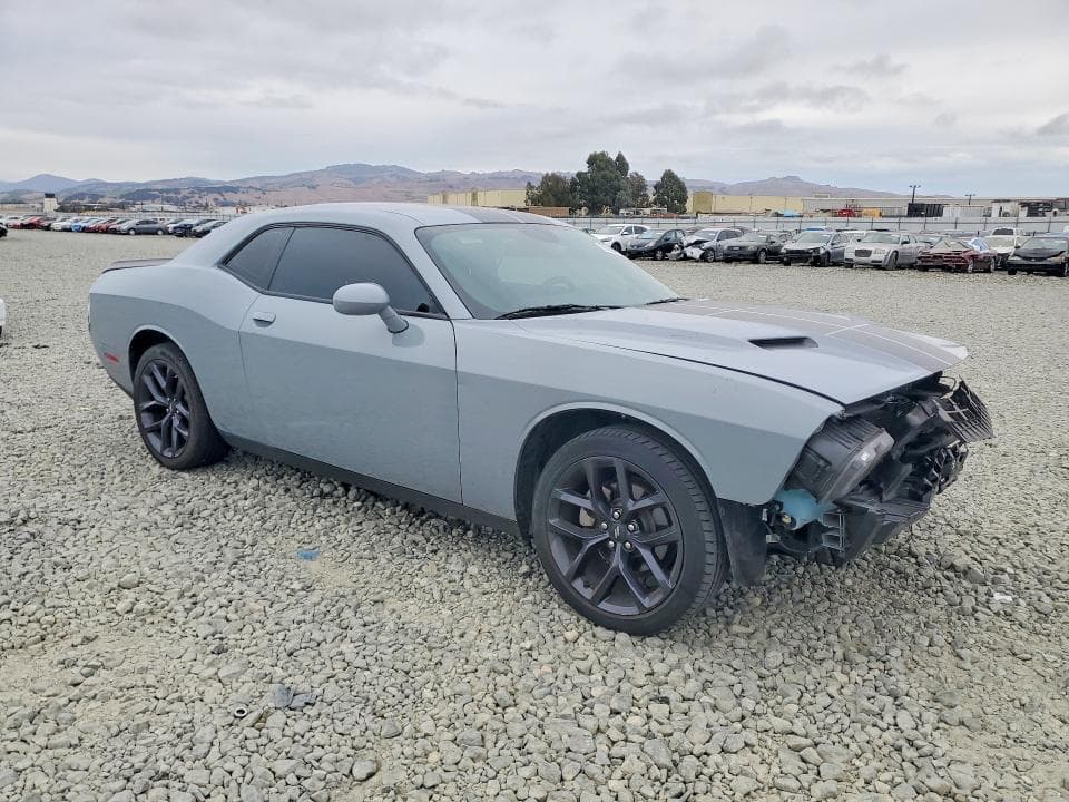 2021 DODGE CHALLENGER SXT 4