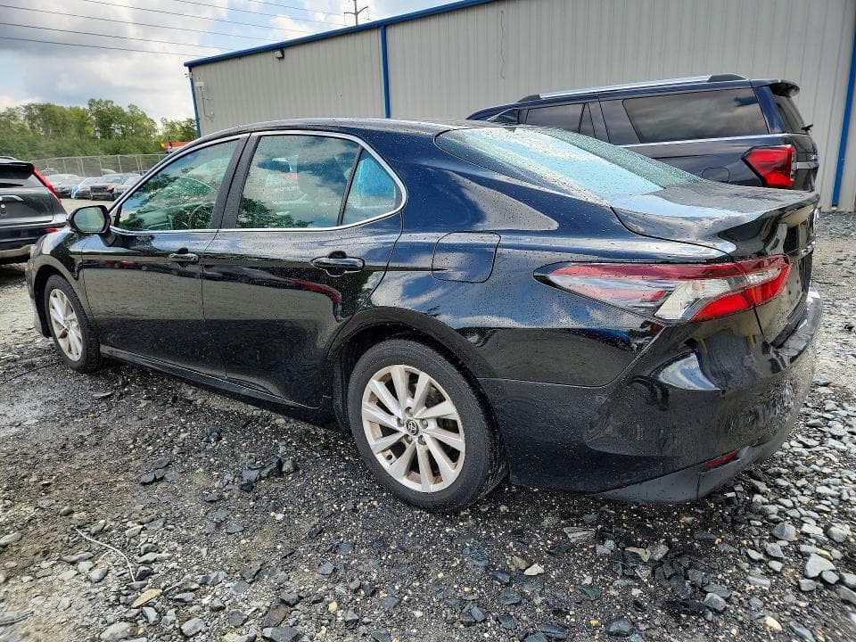2021 TOYOTA CAMRY LE 2