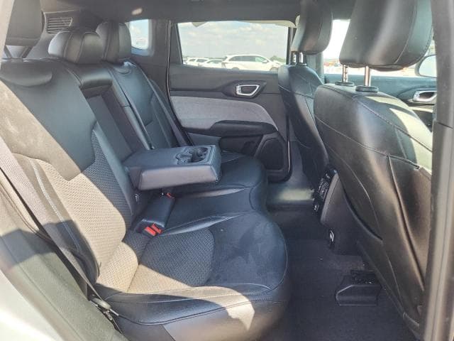 2024 JEEP COMPASS LATITUDE 11